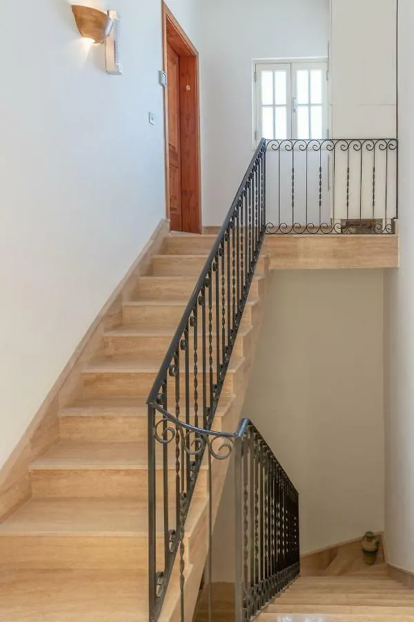 Valletta Penthouse 0*,